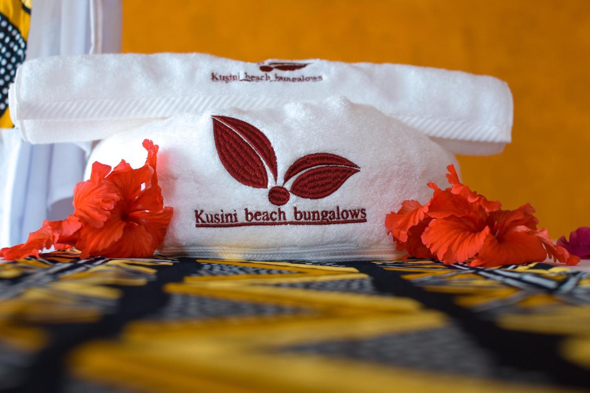 Zanzibar Kusini Beach Bungalows Hotel Kizimkazi Exterior photo
